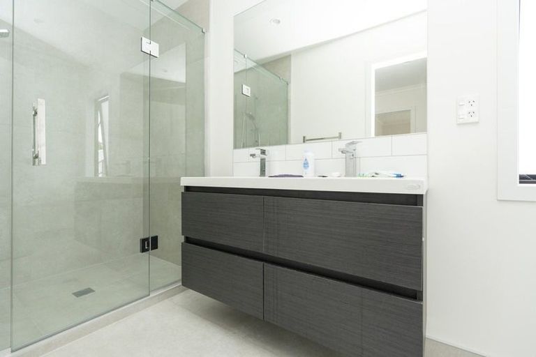 Photo of property in 15u6 Glen Lynne Avenue, Queenwood, Hamilton, 3210