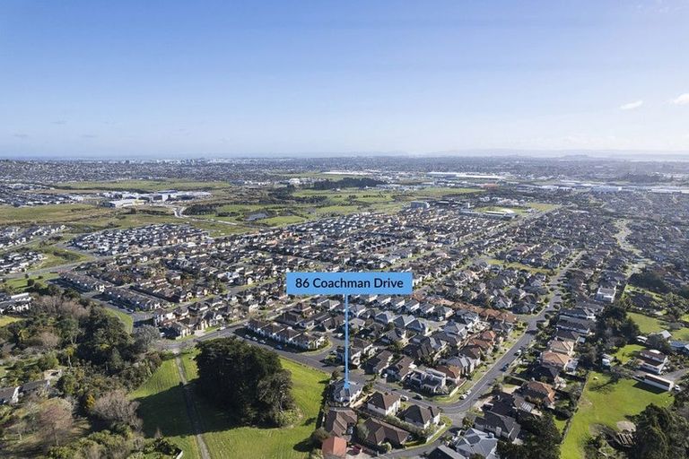 Photo of property in 86 Coachman Drive, Flat Bush, Auckland, 2016