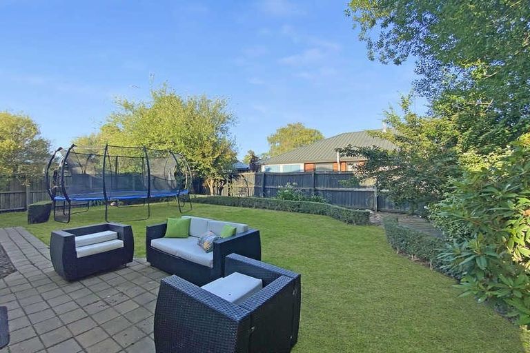 Photo of property in 231a Geraldine Street, Edgeware, Christchurch, 8013