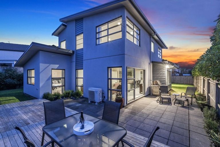 Photo of property in 82 Oakway Drive, Schnapper Rock, Auckland, 0632