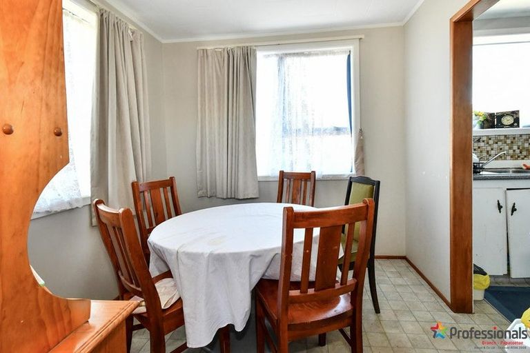 Photo of property in 27 Kivell Close, Mangere East, Auckland, 2024