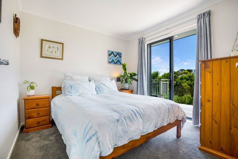 Photo of property in 5 St Julia Court, Helensville, 0800