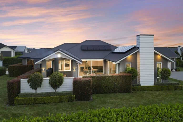 Photo of property in 26 Mike Smith Drive, Cambridge, 3434