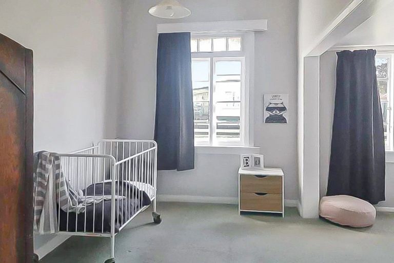 Photo of property in 10 Rira Street, Marton, 4710