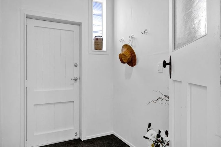 Photo of property in 81a Manawapou Road, Hawera, 4610