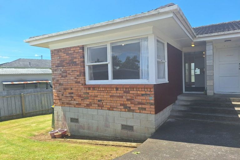 Photo of property in 28 Landscape Road, Papatoetoe, Auckland, 2025
