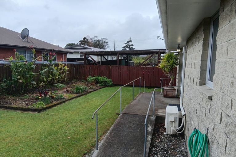 Photo of property in 15b Brougham Street, Westport, 7825