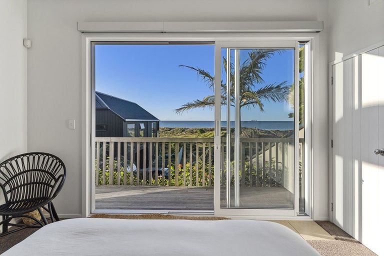 Photo of property in 5b Pacific View Road, Papamoa Beach, Papamoa, 3118