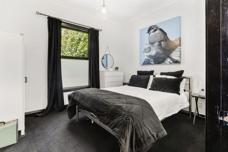 Photo of property in 17 Ferguson Street, Newtown, Wellington, 6021