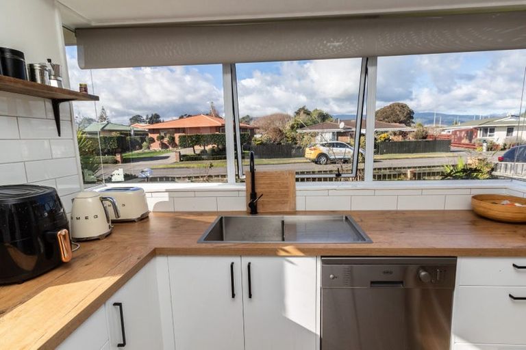 Photo of property in 1a Alexander Place, Otaki, 5512