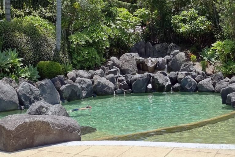 Photo of property in 140 Gills Road, Albany Heights, Auckland, 0632