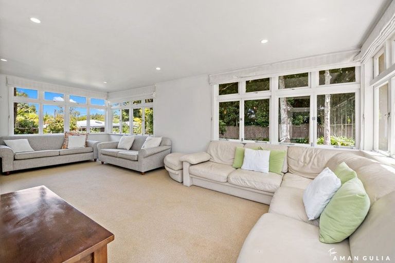 Photo of property in 94 Sylvia Road, Hillcrest, Auckland, 0627