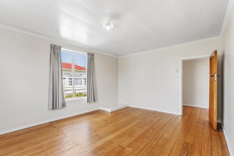 Photo of property in 47 Bright Street, Westport, 7825