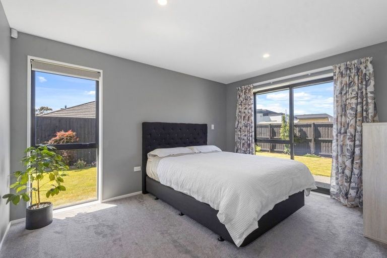 Photo of property in 11 Muirhill Street, Halswell, Christchurch, 8025