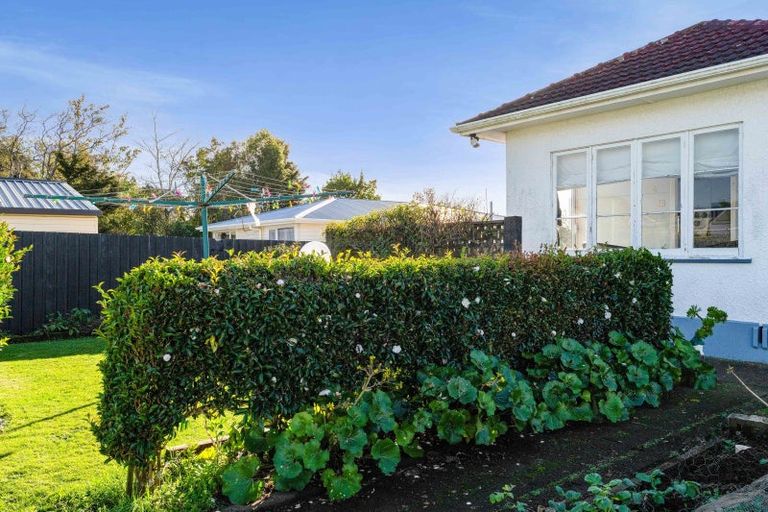 Photo of property in 11 Miranda Street, Stratford, 4332