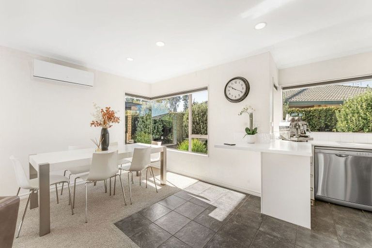 Photo of property in 18a Haven Grove, Papamoa Beach, Papamoa, 3118