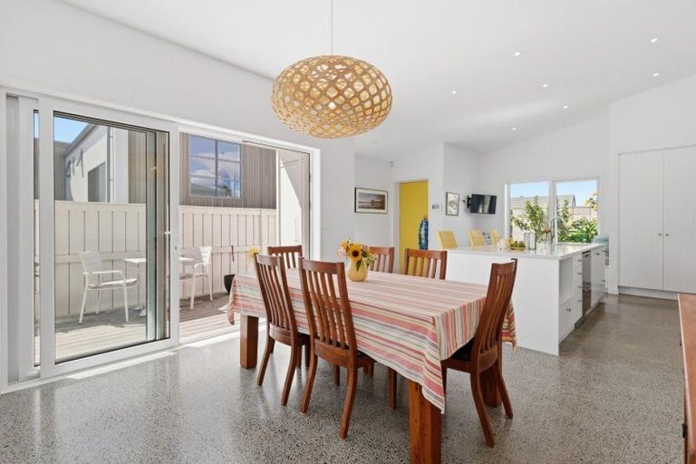 Photo of property in 47a Golf Road, Mount Maunganui, 3116