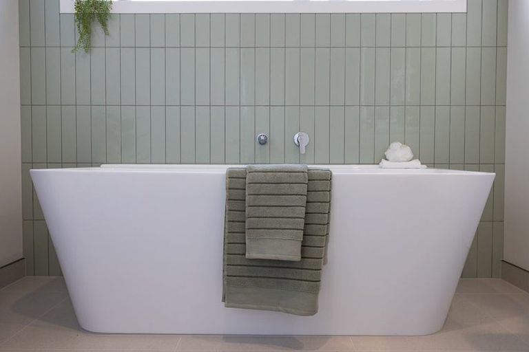 Photo of property in 1 Tremaine Avenue, Two Mile Bay, Taupo, 3330