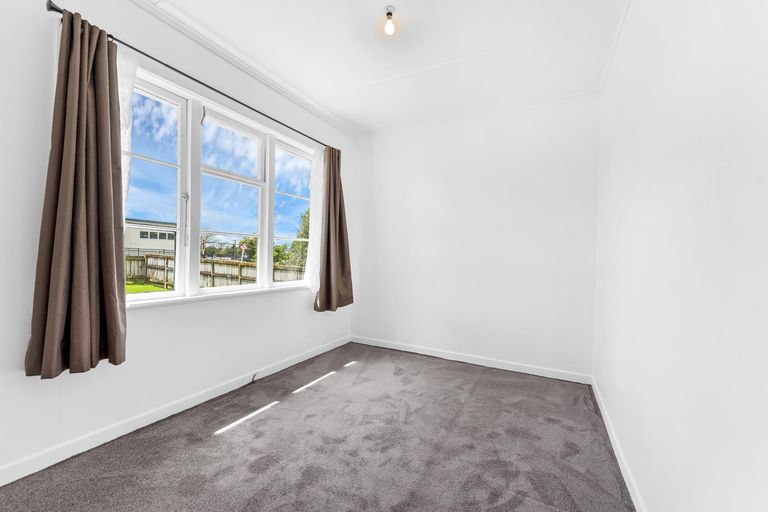 Photo of property in 13 Buckland Road, Tuakau, 2121