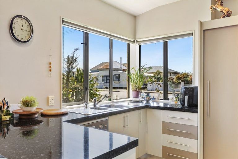 Photo of property in 30 Russell Street, Westport, 7825