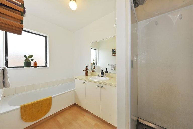 Photo of property in 2/77c Mackworth Street, Woolston, Christchurch, 8062