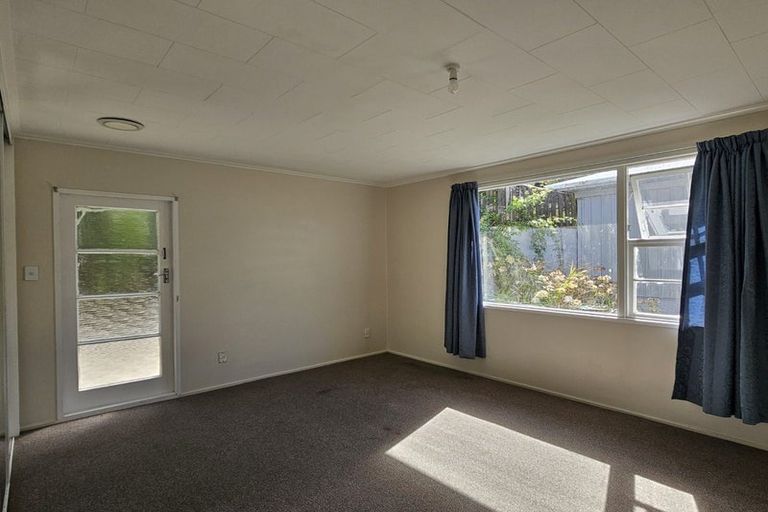 Photo of property in 11 Nagpur Terrace, Broadmeadows, Wellington, 6035