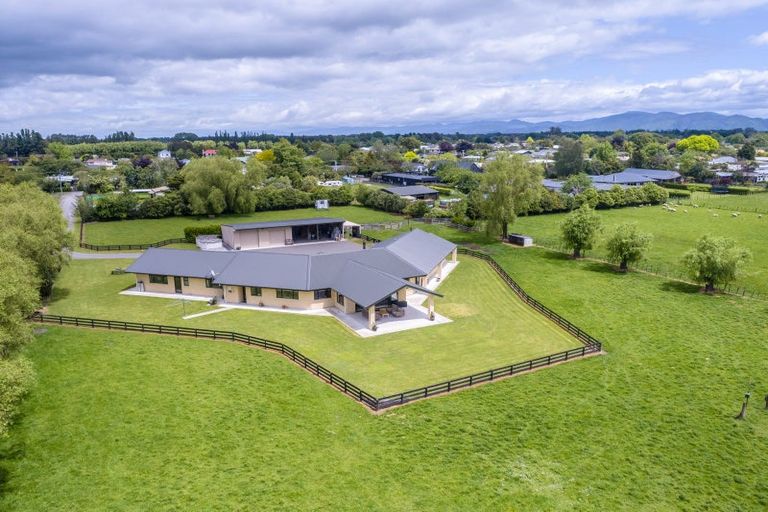 Photo of property in 2/53 Jellicoe Street, Greytown, 5712