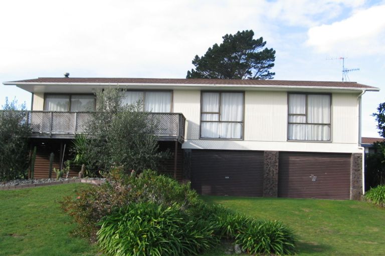 Photo of property in 4 Oxley Close, Pauanui, Hikuai, 3579