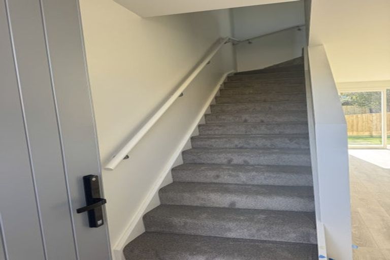 Photo of property in 7a Camrose Place, Glenfield, Auckland, 0629