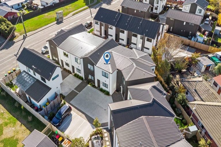 Photo of property in 3/4 Gilberthorpes Road, Islington, Christchurch, 8042