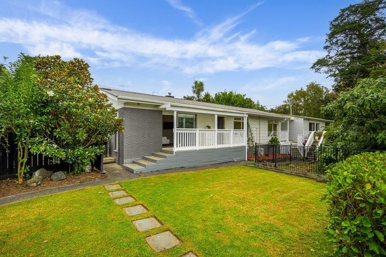 Photo of property in 26 Lauderdale Road, Birkdale, Auckland, 0626