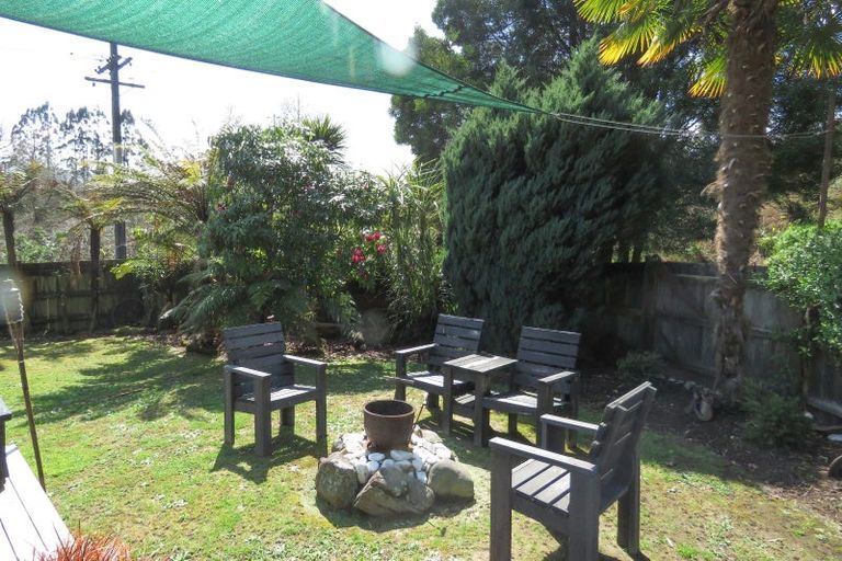 Photo of property in 15 Grey Road, Reefton, 7830