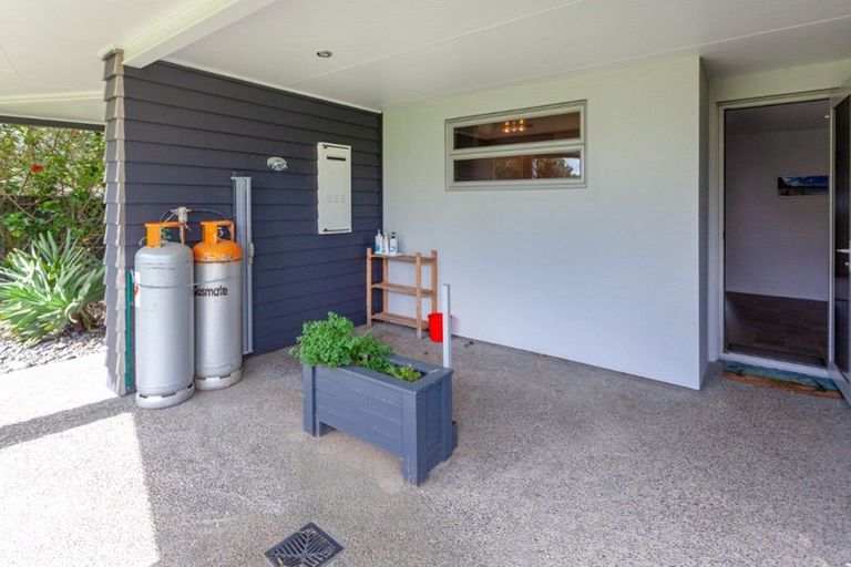 Photo of property in 116 Patuwai Drive, Whangamata, 3620