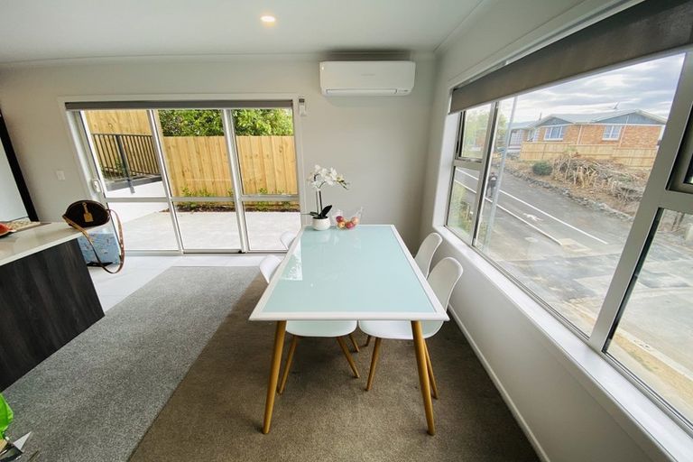 Photo of property in 12u2 Scotland Place, Hillcrest, Hamilton, 3216