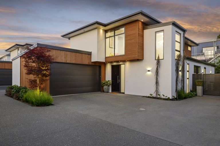 Photo of property in 51 Innes Road, St Albans, Christchurch, 8052