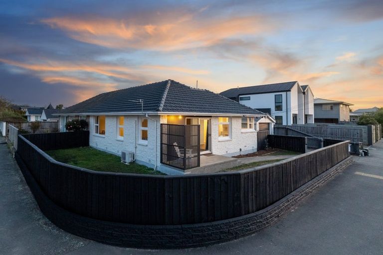 Photo of property in 1/180 Edgeware Road, Edgeware, Christchurch, 8013