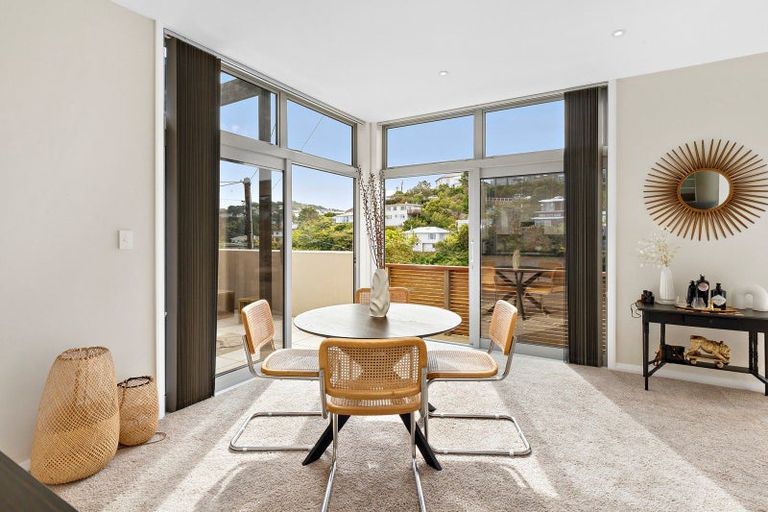 Photo of property in 3b Shalimar Crescent, Khandallah, Wellington, 6035