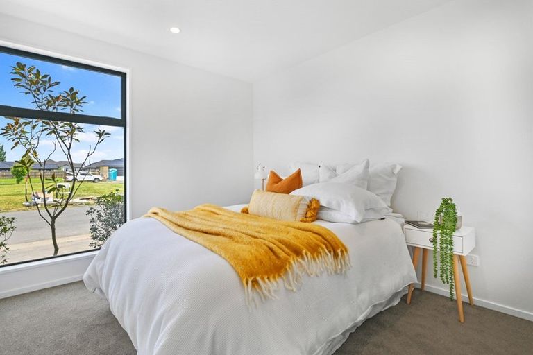 Photo of property in 1 Karos Lane, Northwood, Christchurch, 8051