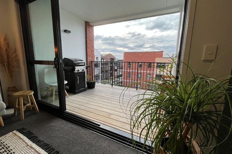 Photo of property in 210/81 Mapou Road, Hobsonville, Auckland, 0616