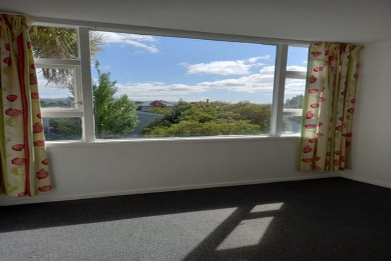 Photo of property in 19 Barber Grove, Moera, Lower Hutt, 5010
