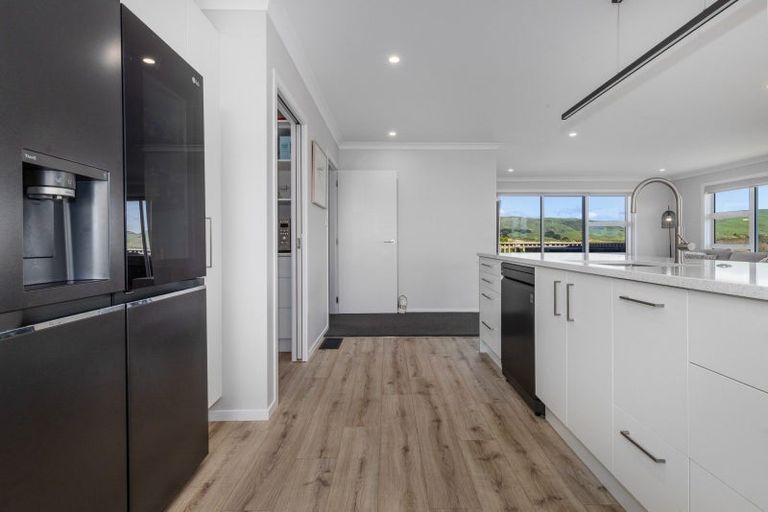 Photo of property in 6 Stunsail Lane, Whitby, Porirua, 5024