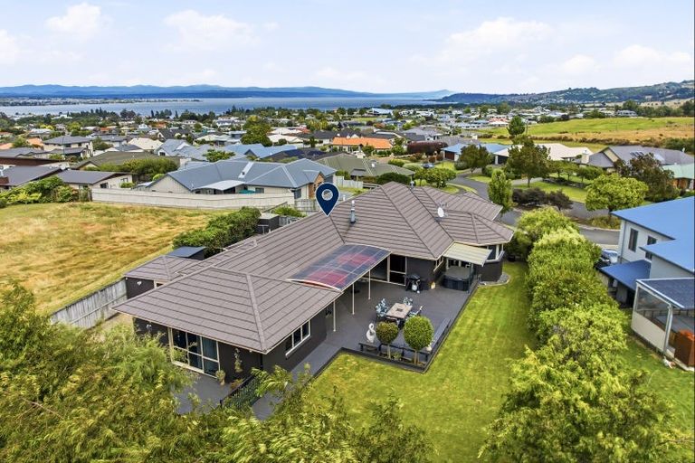 Photo of property in 11 Carpentras Way, Nukuhau, Taupo, 3330