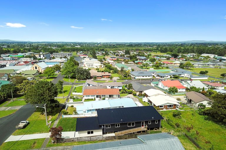 Photo of property in 10 Burgess Street, Te Aroha, 3320