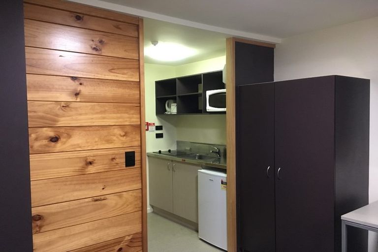 Photo of property in Martin Square Apartments, 115/20 Martin Square, Te Aro, Wellington, 6011