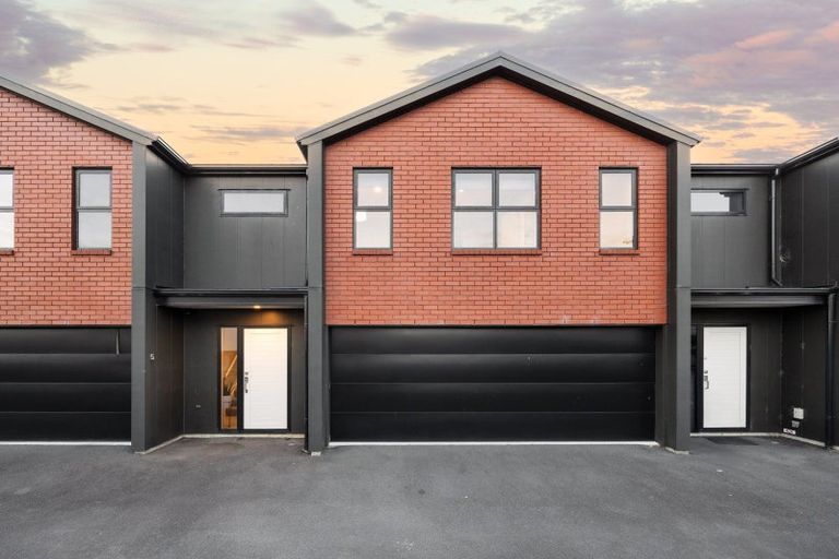 Photo of property in 5/3 Charlemont Street, Whitiora, Hamilton, 3200