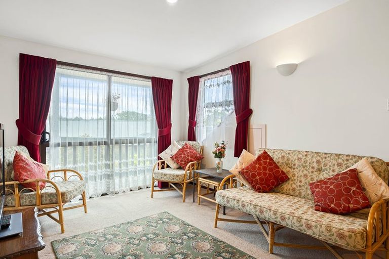 Photo of property in 15 Yellowstone Crescent, Burwood, Christchurch, 8083