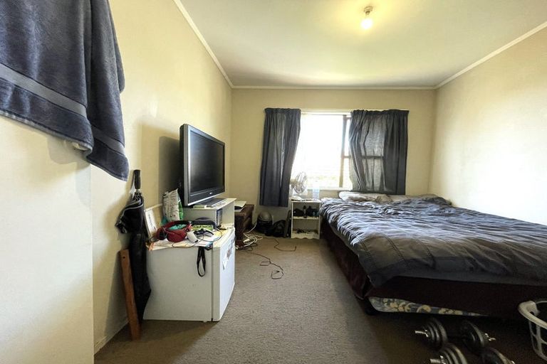 Photo of property in 13 Benygloe Place, Highland Park, Auckland, 2010