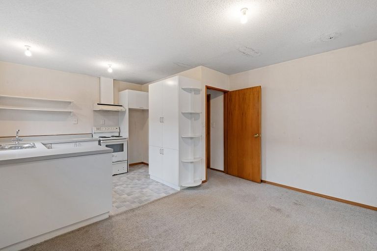 Photo of property in 6b Rolfe Place, Bishopdale, Christchurch, 8053