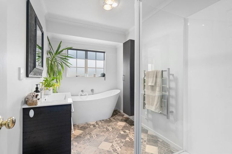 Photo of property in 14 Alba Place, Cambridge, 3434