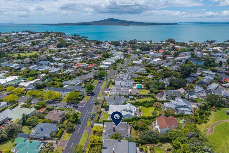 Photo of property in 38 Albert Road, Devonport, Auckland, 0624